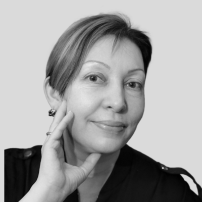 Елена Михайлова
