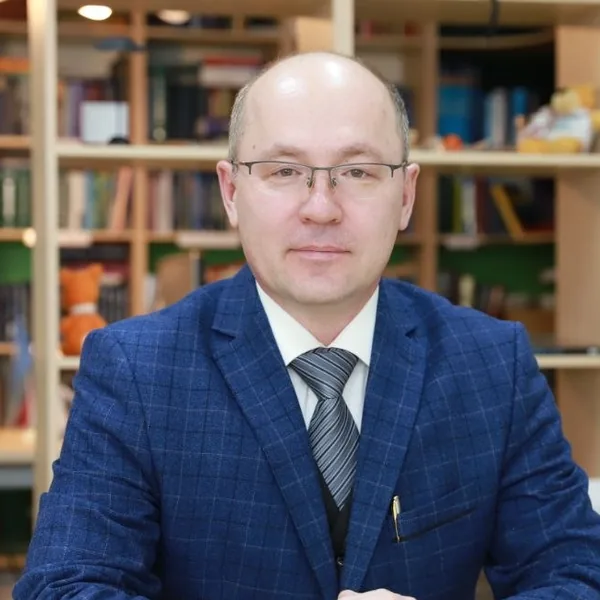 Игорь Фролов